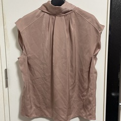 snidelのボウタイブラウス(サンプル品)です☺️の画像