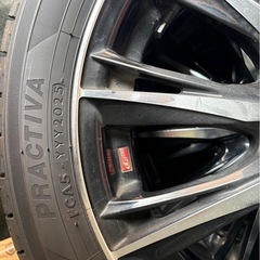 夏タイヤホイールセットの画像