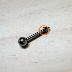②ピアスキャッチ ボディピアス 16Gの画像