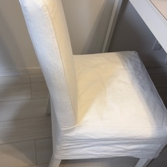 椅子/ダイニングチェア2個の画像