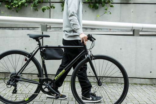 クロスバイク　自転車