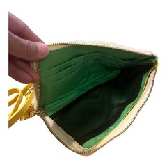 BT21 CHIMMY イエローファーポーチ スマートフォンポーチ JIMINの画像