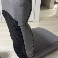 座椅子2個の画像