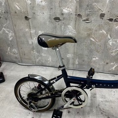 折りたたみ自転車の画像