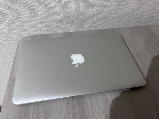 MacBook Air 11インチ Early 2014