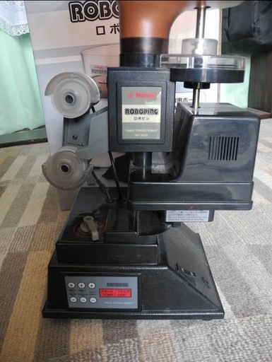 卓球マシン（ROBOPING）　Nittaku