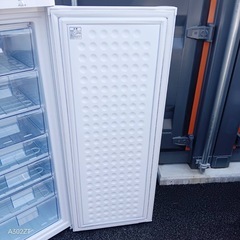 C3Y0C7 送料設置無料  アイリスオーヤマ冷凍庫　175Lの画像