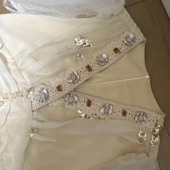 白いワンピース(ドレス)の画像