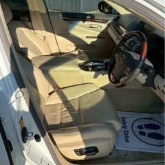 本州仕入れ‼️LS600h平成25年車12月‼️後期‼️サンルーフ‼️自社保証付き‼️の画像