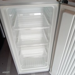D3S3Q8  送料設置無料　ハイアール　冷凍庫　100Lの画像