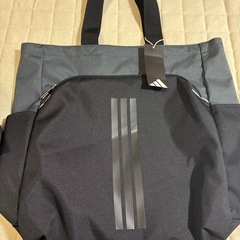 黒フリルバック、アディダストートバックセットの画像