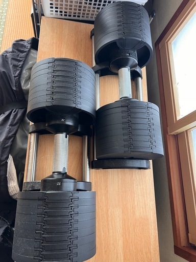 ボディテック フレックスベル 32kg 4kg刻み 可変式ダンベル