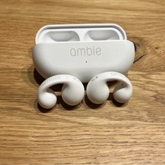🌸ほぼ未使用✨ ambie ワイヤレスイヤホンAM-TW01（イヤーカフ型）箱あり🎧 の画像
