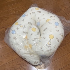 【新品未開封】抱き枕にもなる授乳クッションの画像