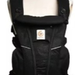 エルゴベビー抱っこ紐 ブラック 新生児インサート付 よだれカバーErgobabyの画像