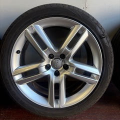 アウディA6 Sライン純正19インチバリ山レグノ付きアルミホイール☆流用可能品255/40/19の画像