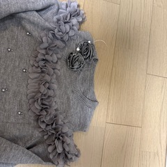 真珠グレーニットの画像