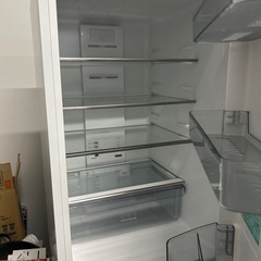 Haier ハイアール 335L SLIMORE スリモア ノンフロン冷凍冷蔵庫 スリムボディ リネンホワイト JR-CV34B 2023年製 の画像