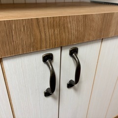 食器棚　　カントリー風の画像