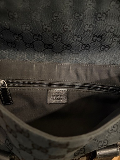 GUCCI ボディバッグ
