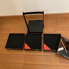 取手付き3段重箱の画像