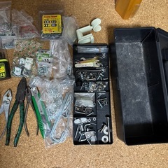 【取引中】古い工具　ネジなどの画像