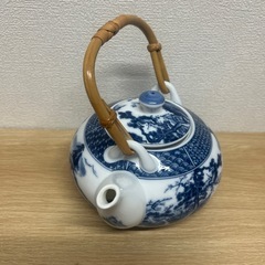 急須 青い風景画茶こし付きの画像