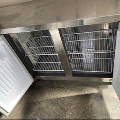 業務用冷蔵庫の画像