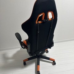 ゲーミングチェアの画像