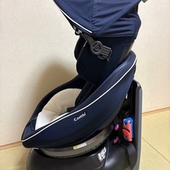Combi 回転式 チャイルドシート クルムーヴスマートの画像