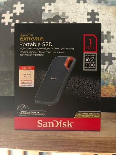 SanDisk Extreme Portable SSD 1TB 
