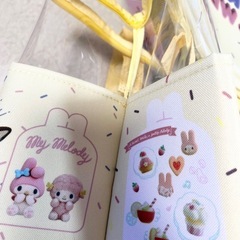 【新品】マイメロディ＆クロミ大きなポッケ付きバスケット イエローの画像