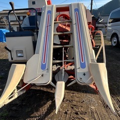 クボタ　コンバインの画像