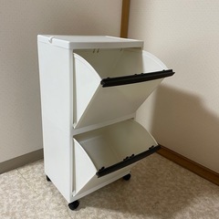 【お取引中】カラーボックス　ダストボックス　ゴミ箱にもの画像