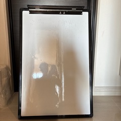 折り畳み可能ホワイトボードの画像