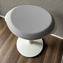 昇降式チェアの画像