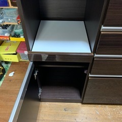 食器棚の画像