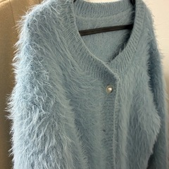 モコモコカーディガンの画像