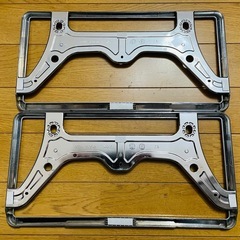 スズキ 純正 ナンバーフレーム 中古 前後セット SUZUKIの画像