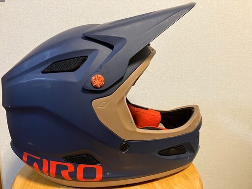 GIRO 　フルフェイスヘルメット