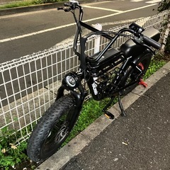 電動アシスト付き自転車、20インチファットタイヤの画像