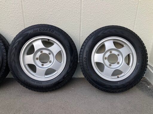 ジムニー用 スタッドレスタイヤ 175/80R16 ヨコハマ iceGUARD JA11純正アルミ 21年製 JB23 JB64にも