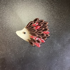 ハリネズミ🦔のブローチの画像