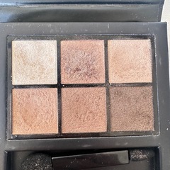 安室奈美恵 アイシャドウパレットの画像