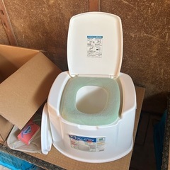 ポータブルトイレ　条件付き無料の画像