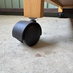 木製ワゴンの画像