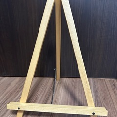 イーゼル 木製スタンドの画像