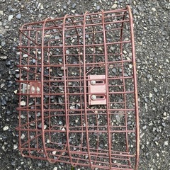 ▲ 自転車　前カゴ　小型　サビ　痛みあり　4/5までの画像