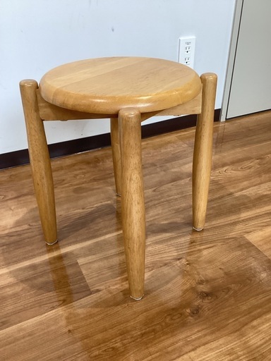 スタッキングストゥール〈３脚〉【町田市再生家具】260013