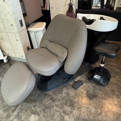 【2022年製】タカラベルモント YUME SUITE（ユメスイート）リアシャンプー 電動フルフラット シートヒーター付 スツール付の画像